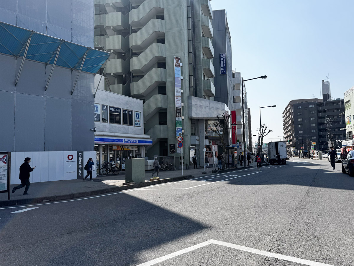 ローソンとファミリーマート